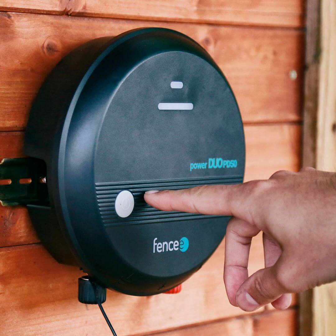 Elektryzator uniwersalny 7 J Fencee Power DUO PD70